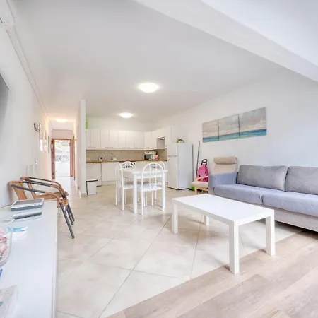 Casa Cris - House Next To Playa Grande By Lanzarote 別荘 プエルト・デル・カルメン